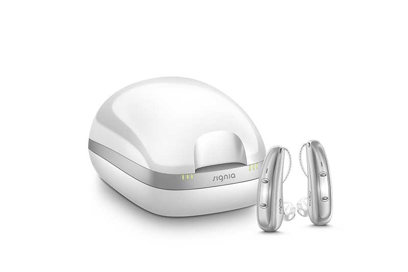 Signia Xperience inductive charger with Pure Charge&Go X hearing aids